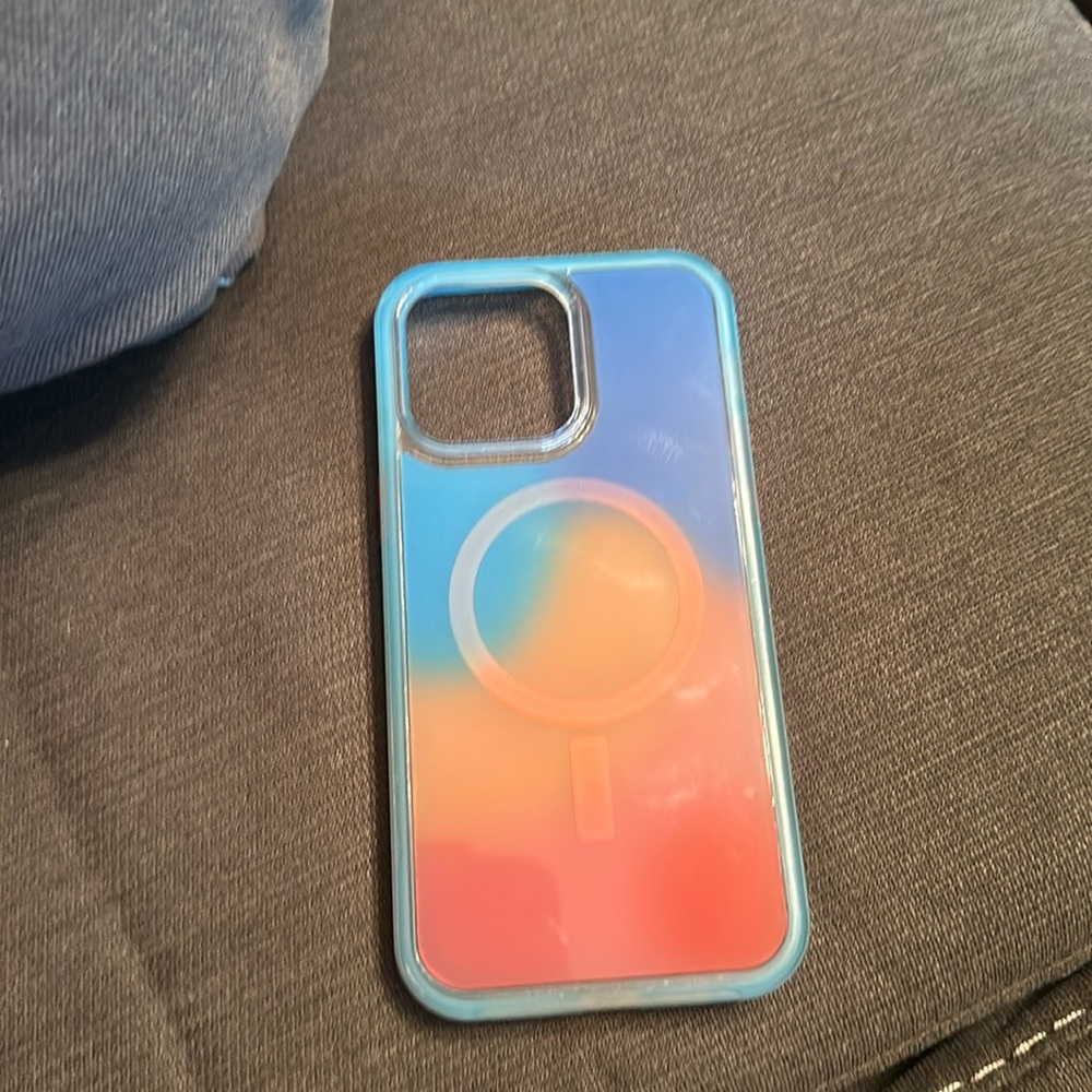 OtterBox Symmetry Series+ Antimicrobial Case with MagSafe iPhone 14 Pro Max